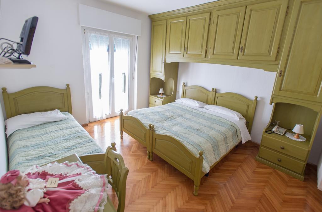 Albergo Italia モルヴェーノ 部屋 写真